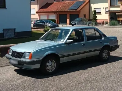Gebraucht Opel Ascona 75 PS (55 kW) 1984 Limousine