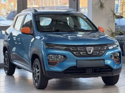 Gebraucht Dacia Spring Comfort Plus 33 kW (45 PS) 2022 Blau metallic Kleinwagen