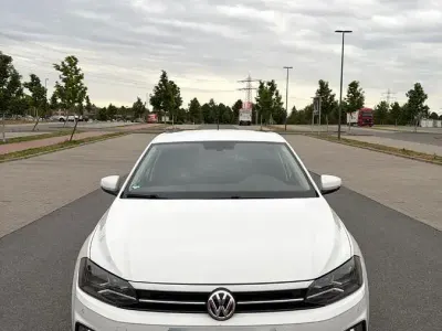 Gebraucht VW Polo Highline 95 PS (69 kW) 2019 Weiß Kleinwagen