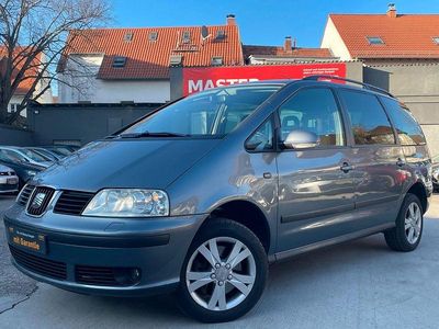 Grau Gebraucht 2010 Seat Alhambra Sport Van / Kleinbus | 7.790 €