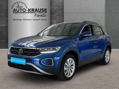 Second-hand VW T-Roc Life 150 CP (110 kW) 2025 Albastru SUV