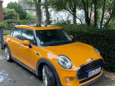 Gebraucht Mini Cooper 136 PS (100 kW) 2016 Orange Kleinwagen