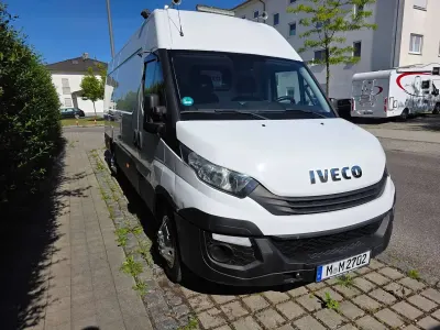 Gebraucht Iveco Daily 156 PS (114 kW) 2017 Weiß Van