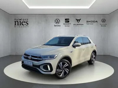 Second-hand VW T-Roc R-line 150 CP (110 kW) 2024 Gri SUV
