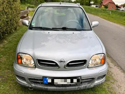 Usata Nissan Micra 82 CV (60 kW) 2002 Argento Utilitaria