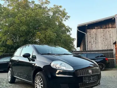 Gebraucht Fiat Punto 77 PS (56 kW) 2009 Schwarz Kleinwagen