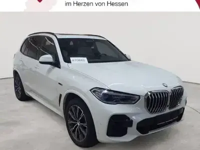 Gebraucht BMW X5 M Sport 394 PS (289 kW) 2022 Weiß SUV