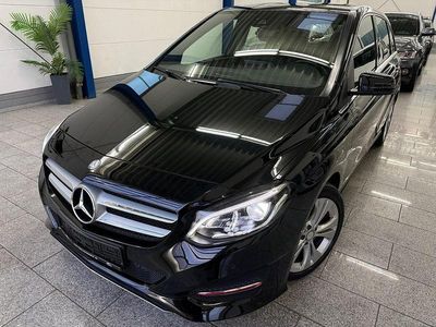 Gebraucht Mercedes B180 Urban 109 PS (80 kW) 2015 Schwarz Van / Kleinbus