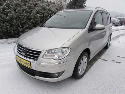 Silber Gebraucht 2009 VW Touran Highline Van / Kleinbus | 4.990 € (Teuer)