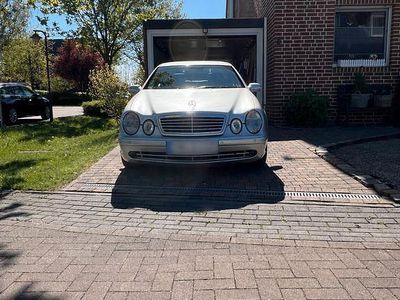 Usata Mercedes CLK320 Elegance 218 CV (160 kW) 2000 Argento
