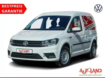 Gebraucht VW Caddy Trendline 102 PS (75 kW) 2021 Weiß Van / Kleinbus