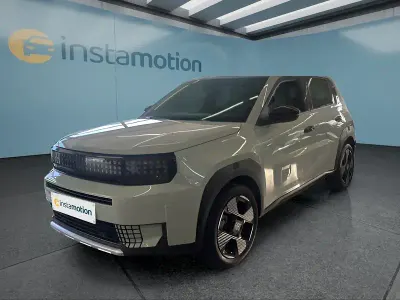 Ny Fiat Panda 101 HK (74 kW) 2026 Blå Hatchback
