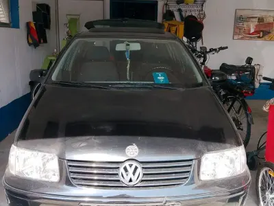 Gebraucht VW Polo 84 PS (61 kW) 2001 Schwarz Kleinwagen