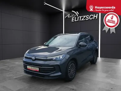 Neu VW Tiguan Life 150 PS (110 kW) 2026 Delfingrau metallic SUV