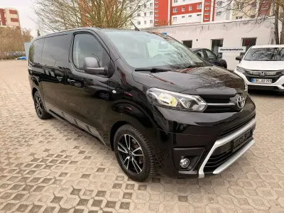 Gebraucht Toyota Proace Verso 150 PS (110 kW) 2017 Schwarz Kombi
