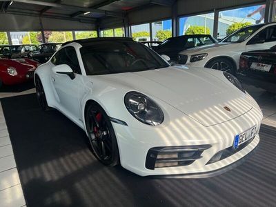 Porsche 911 Carrera GTS
