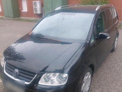 Second-hand VW Touran 170 CP (125 kW) 2006 Monovolum
