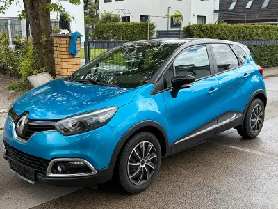 Używany Renault Captur Life 114 KM (83 kW) 2016 Niebieski SUV