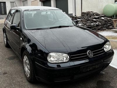 Blau Gebraucht 2001 VW Golf Sport Limousine | 2.499 € (Fairer Preis)
