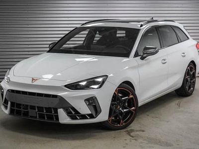 Glacial white metallic (2y) Gebraucht 2025 Cupra Leon VZ | 39.290 € (Guter Preis)