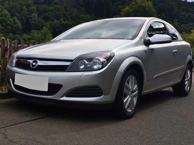 Opel Astra GTC