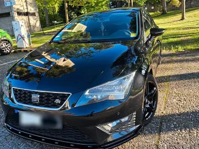 Gebraucht Seat Leon FR 140 PS (102 kW) 2014 Schwarz Limousine