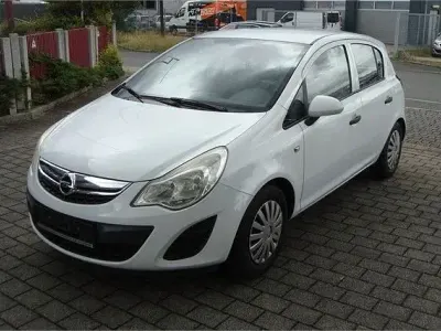 Gebraucht Opel Corsa 75 PS (55 kW) 2011 Weiß Kleinwagen