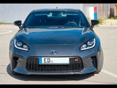 Gebraucht Toyota GR86 234 PS (172 kW) 2024 Grau Coupé