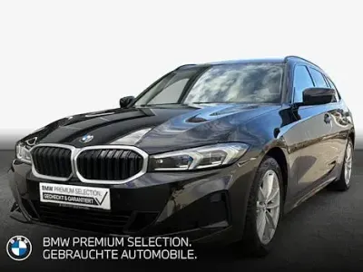Gebraucht BMW 318 Sport Line 156 PS (114 kW) 2024 Saphirschwarz metallic Kombi