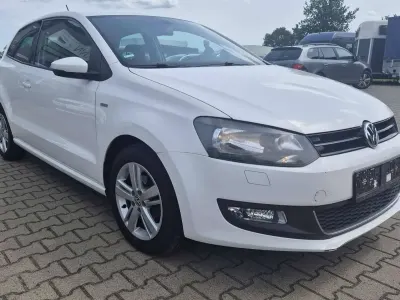 Gebraucht VW Polo Life 60 PS (44 kW) 2013 Candyweiß Kleinwagen