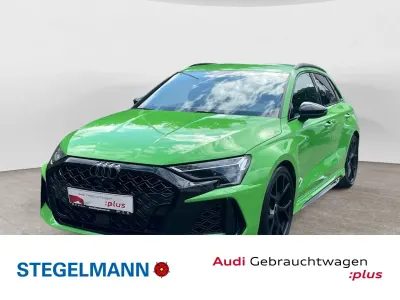 Gebraucht Audi RS3 Sportback Ambiente 400 PS (294 kW) 2025 Kyalamigrün Kleinwagen