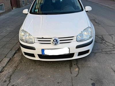 Gebraucht VW Golf V 75 PS (55 kW) 2004 Weiß Limousine