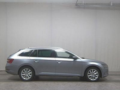 Business grau (metallic) Gebraucht 2019 Skoda Superb Style Kombi | 11.950 € (Guter Preis)