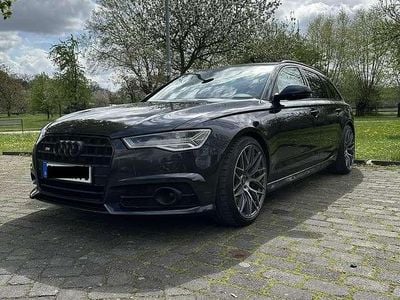 Second-hand Audi S6 Ambiente 551 CP (405 kW) 2016 Albastru Break