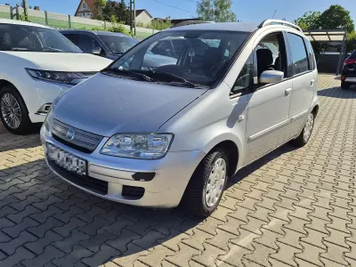 Gebraucht Fiat Idea 95 PS (69 kW) 2006 Silber Van / Kleinbus