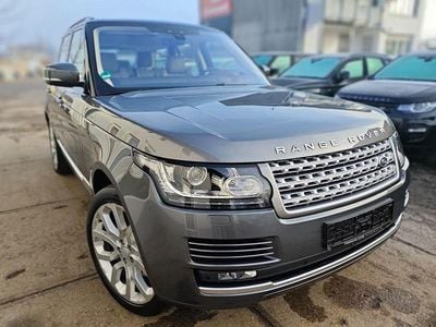 Grau Gebraucht 2017 Land Rover Range Rover Vogue SUV | 34.900 € (Superpreis)