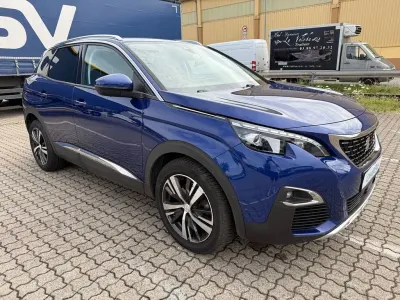 Gebraucht Peugeot 3008 Allure 131 PS (96 kW) 2020 Blau SUV