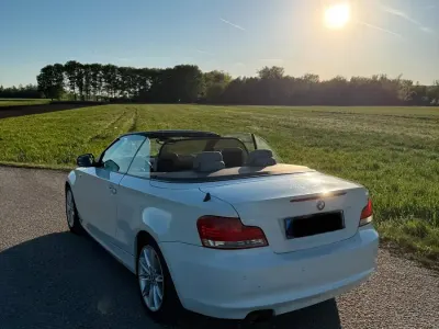 Gebraucht BMW 118 Cabriolet 143 PS (105 kW) 2011 Weiß Cabrio