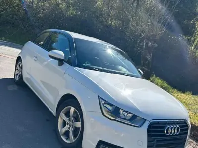 Używany Audi A1 125 KM (91 kW) 2015 Biały Hatchback