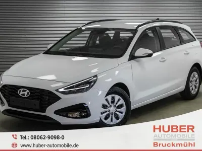 Neu Hyundai i30 99 PS (72 kW) 2026 Atlas white uni () Kombi
