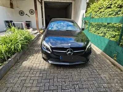 Brugt Mercedes A180 AMG line 109 HK (80 kW) 2016 Sort Sedan