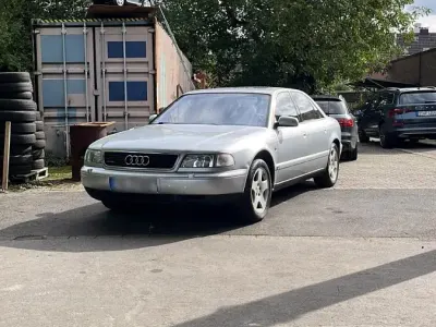 Gebraucht Audi A8 300 PS (220 kW) 1998 Silber Limousine