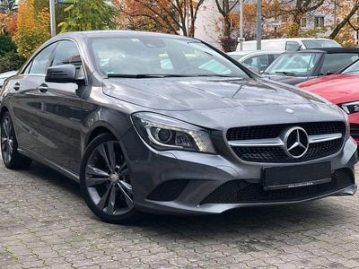 Usata Mercedes CLA200 OrangeArt Edition 156 CV (114 kW) 2016 Grigio Berlina