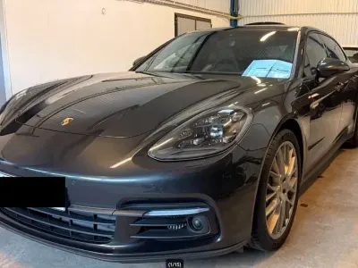 Usata Porsche Panamera Sport Turismo 462 CV (339 kW) 2020 Grigio Station wagon