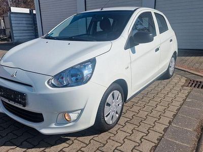 Gebraucht Mitsubishi Space Star 71 PS (52 kW) 2013 Weiß Van / Kleinbus