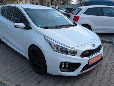 Usata Kia Ceed GT GT-Challenge 204 CV (150 kW) 2014 Bianco Berlina