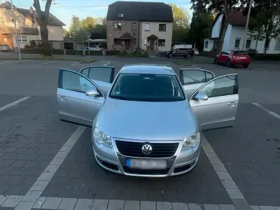 Usata VW Passat 122 CV (89 kW) 2009 Argento Berlina