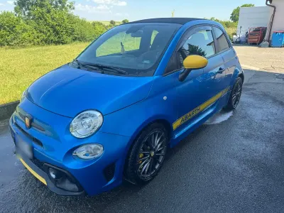 Gebraucht Abarth 695C 132 PS (97 kW) 2023 Blau Cabrio