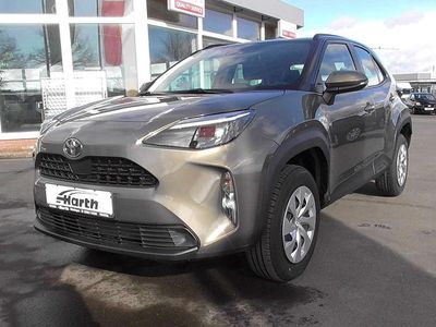 Neu Toyota Yaris Cross 92 PS (67 kW) 2025 Oxide bronze SUV
