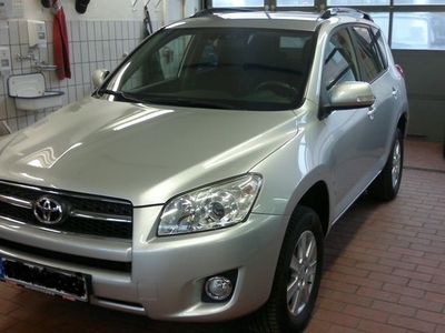 Gebraucht Toyota RAV4 Sol 150 PS (110 kW) 2009 Silber metallic SUV